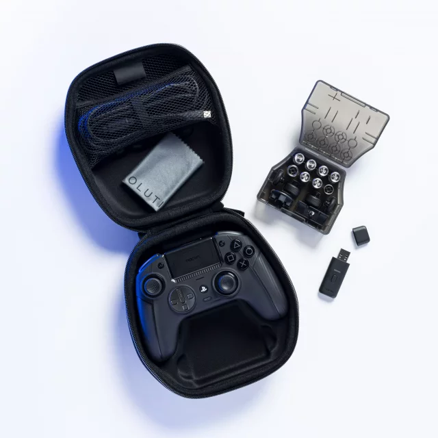 Kontroller Nacon Revolution 5 Pro - Tripple Black - PlayStation