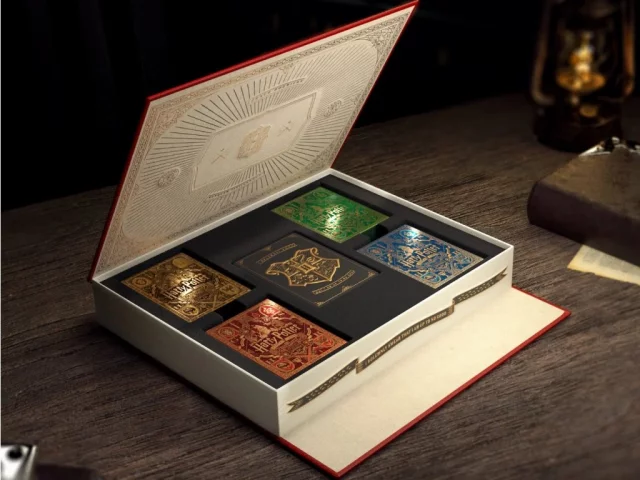 Hrací karty Lord of The Rings - Boxed Set (4 balíčky) dupl