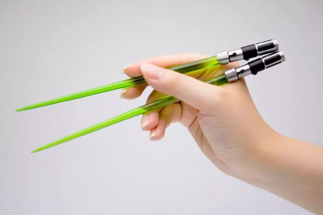Jídelní hůlky Star Wars - Kylo Ren Lightsaber dupl