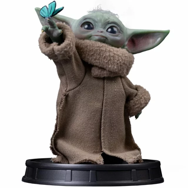 Soška The Mandalorian - Grogu Butterfly Wonder (Iron Studios)
