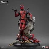 Szobor Marvel - Deadpool (Iron Studios)