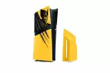 Konzolfedél PlayStation 5 Pro - Marvel’s Wolverine Battle Yellow Limited Edition - Kiegészítők