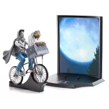 Figurka E.T. -  E.T. and Elliott Toyllectible Treasures Diorama (The Noble Collection)