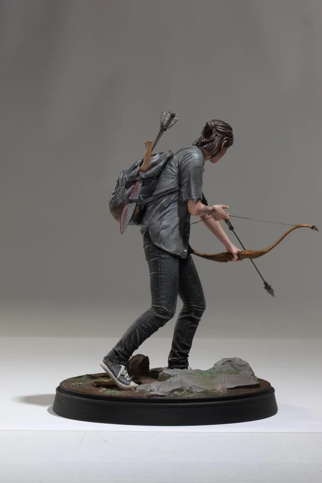 Akciófigura  The Last of Us Part II - Ellie íjjal (With Bow)