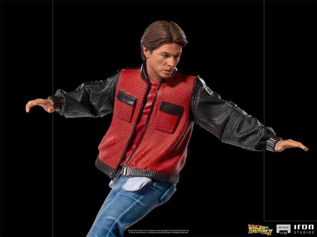 Soška Back to the Future II - Marty McFly on Hoverboard Art Scale 1/10 (Iron Studios)