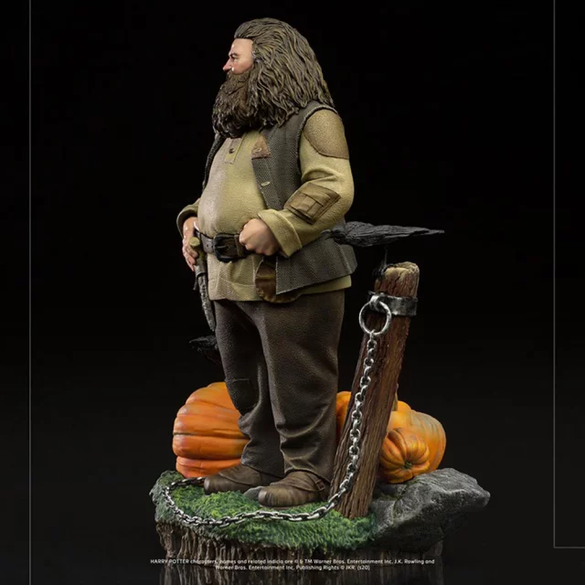 Soška Harry Potter -  Hagrid (Deluxe) Art Scale 1/10 (Iron Studios)