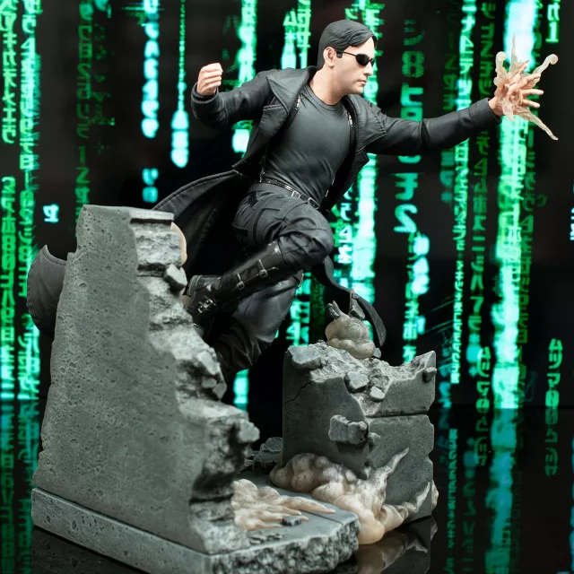 Soška The Matrix - Morpheus Gallery Deluxe (DiamondSelectToys)