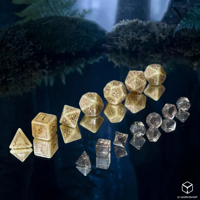 Dobókockák Q-Workshop: Elvish Jumbo Dice Set (Q-Workshop)