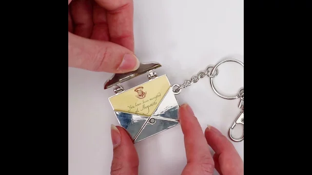 NN7113 Hogwarts Acceptance Letter Keychain
