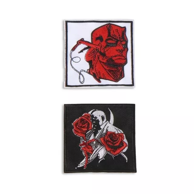 Marvel – Daredevil ajándékcsomag (póló, kitűzők, felvarrók, zoknik) (XL-es méret) - Tapasz