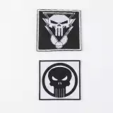 Marvel – Punisher ajándékcsomag (póló, kitűzők, felvarrók, zoknik) (XL-es méret) - Tapasz