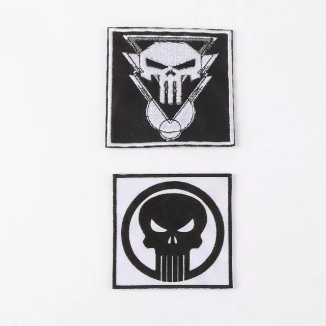 Marvel – Punisher ajándékcsomag (póló, kitűzők, felvarrók, zoknik) (XL-es méret) - Tapasz