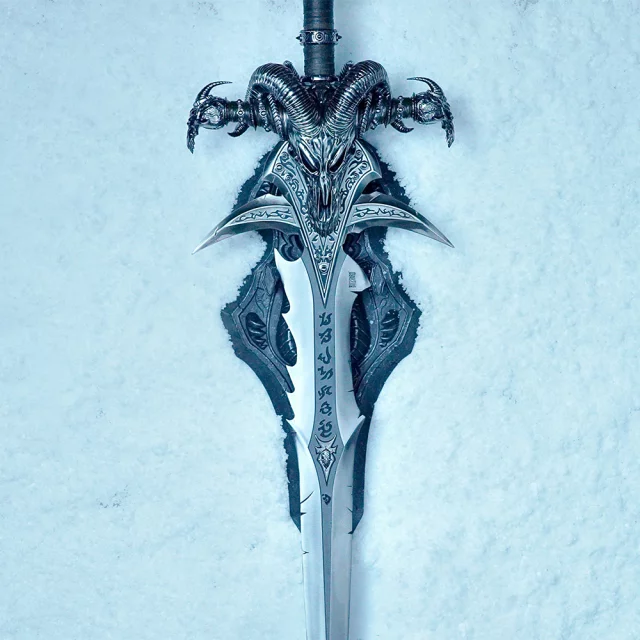 Replika World of Warcraft - Frostmourne Wall Mount (držák na zeď)